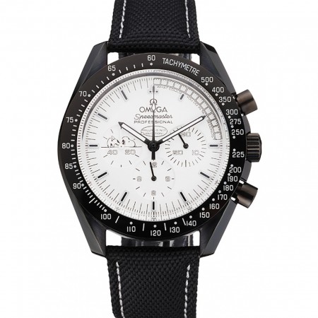 Omega Speedmaster Professional Apollo 13 Silver Snoopy Award quadrante bianco cassa nera cinturino in nylon nero