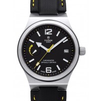 AAA Replica Tudor North Flag quadrante nero orologio da uomo 91210N-2